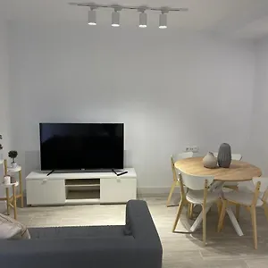A 50 Metros De La Plaza Del Charco, Puerto de la Cruz (Tenerife)